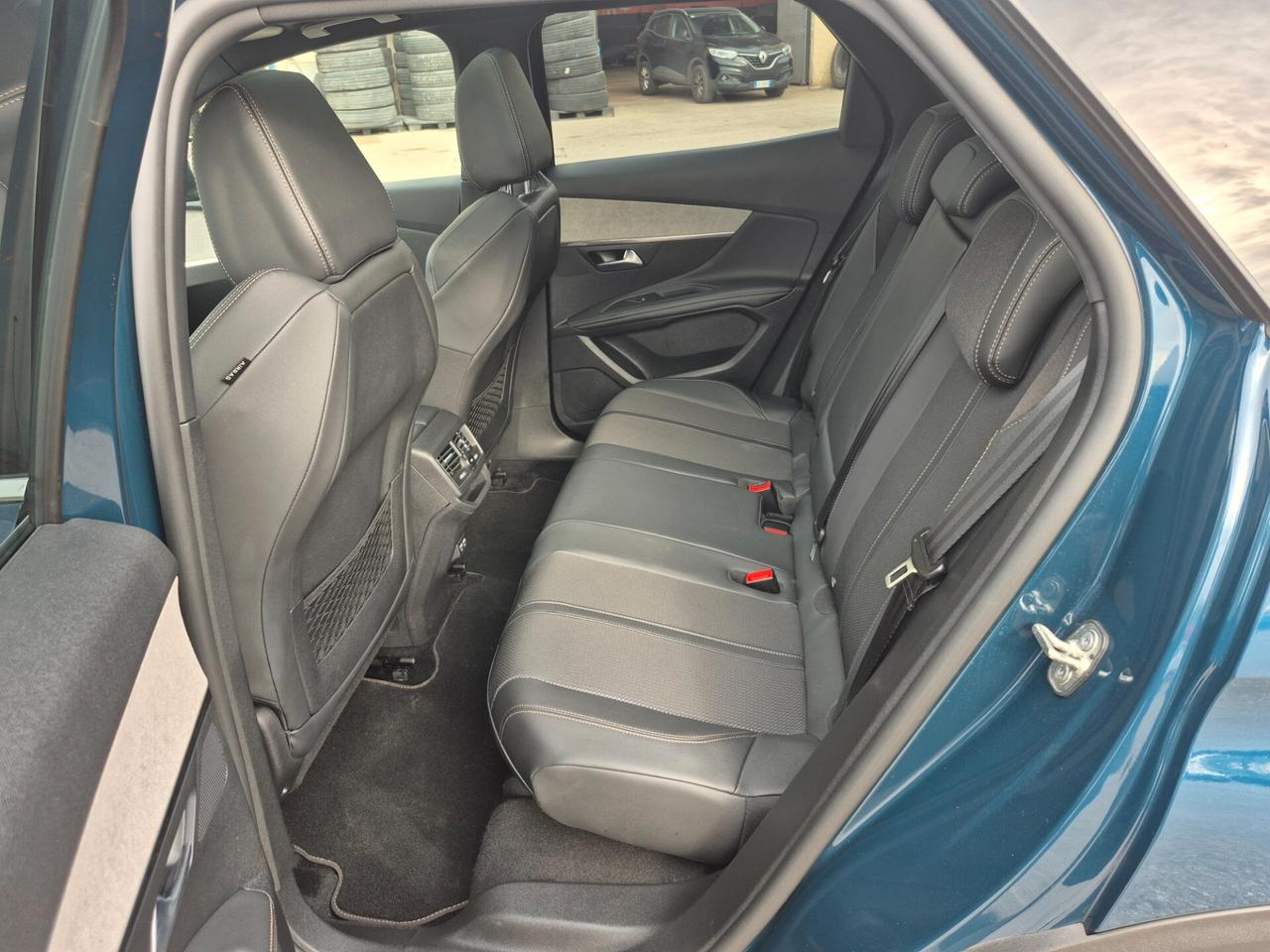 Peugeot 3008 BlueHDi 130 S&S EAT8 GT