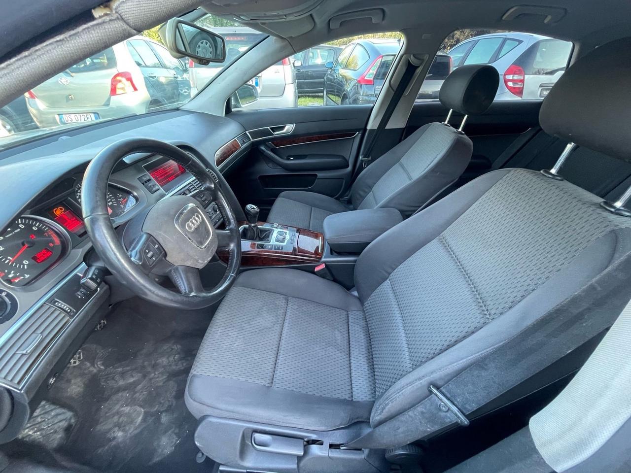 Audi A6 2.4 V6