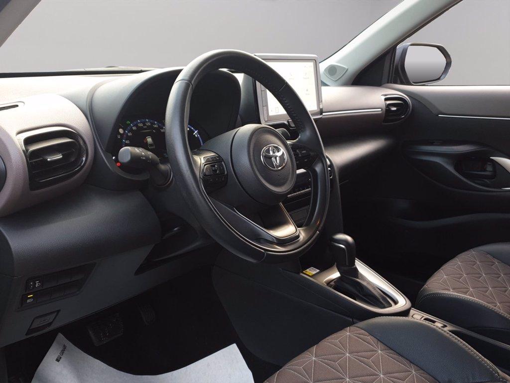 TOYOTA Yaris cross 1.5h lounge fwd 116cv e-cvt del 2024