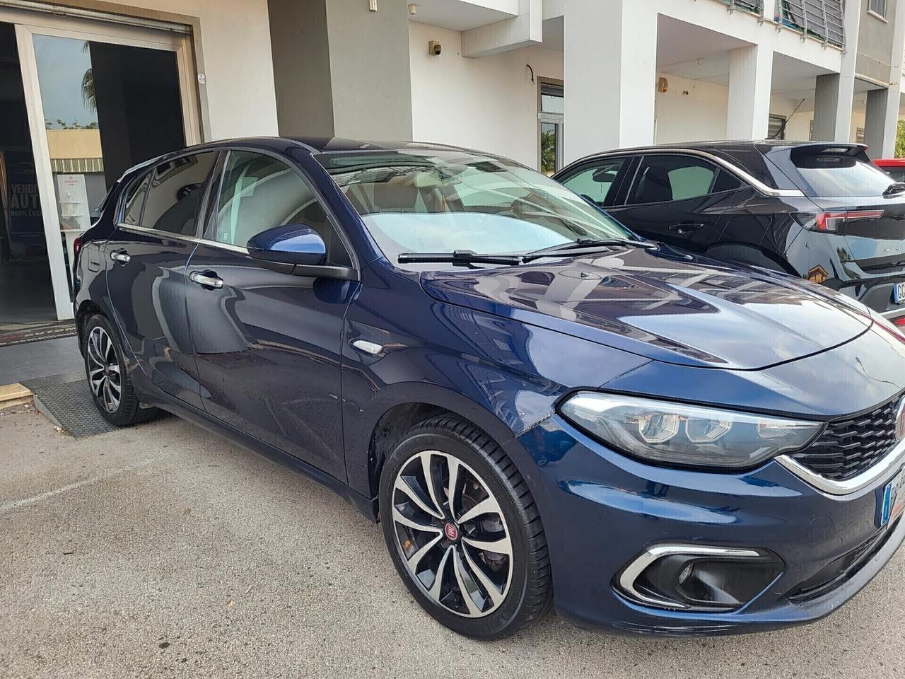 Fiat Tipo 1.4 TJet 120 CV GPL 5 porte Lounge navi telecamera posteriore