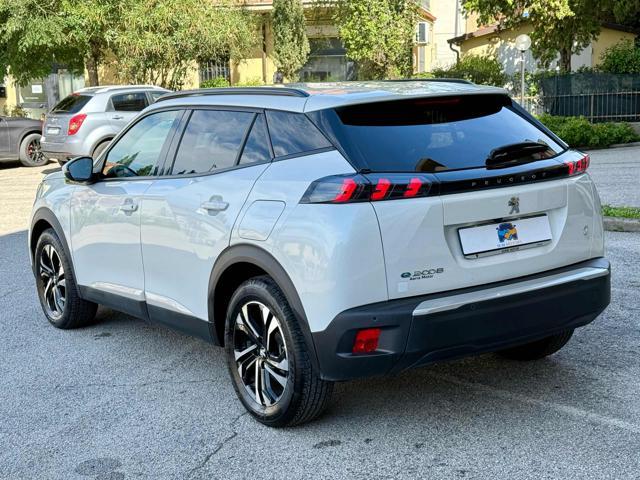PEUGEOT 2008 motore elettrico 136 CV Allure Pack