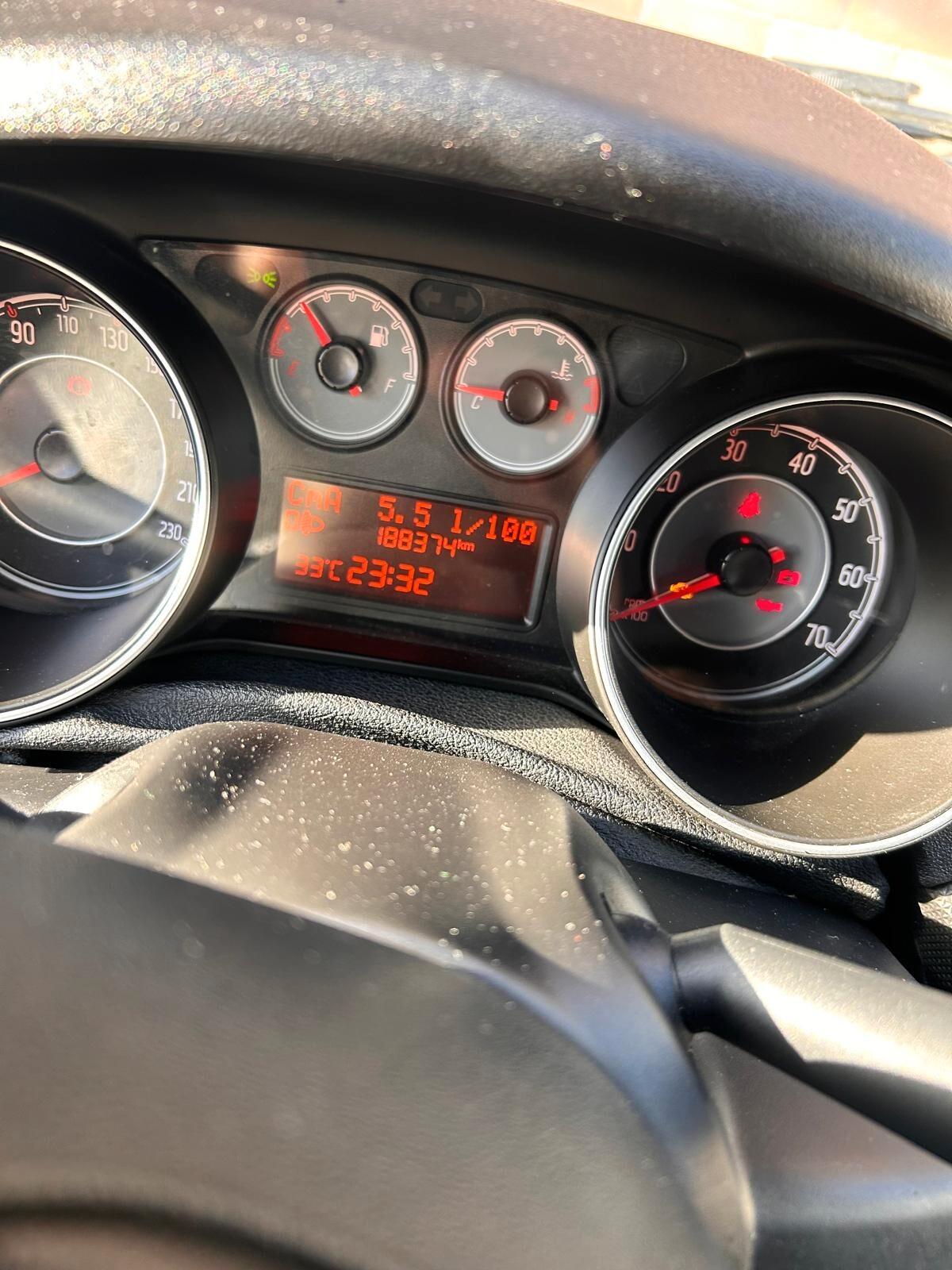 Fiat Punto 1.3 MJT II S&S 95 CV 5 porte Street