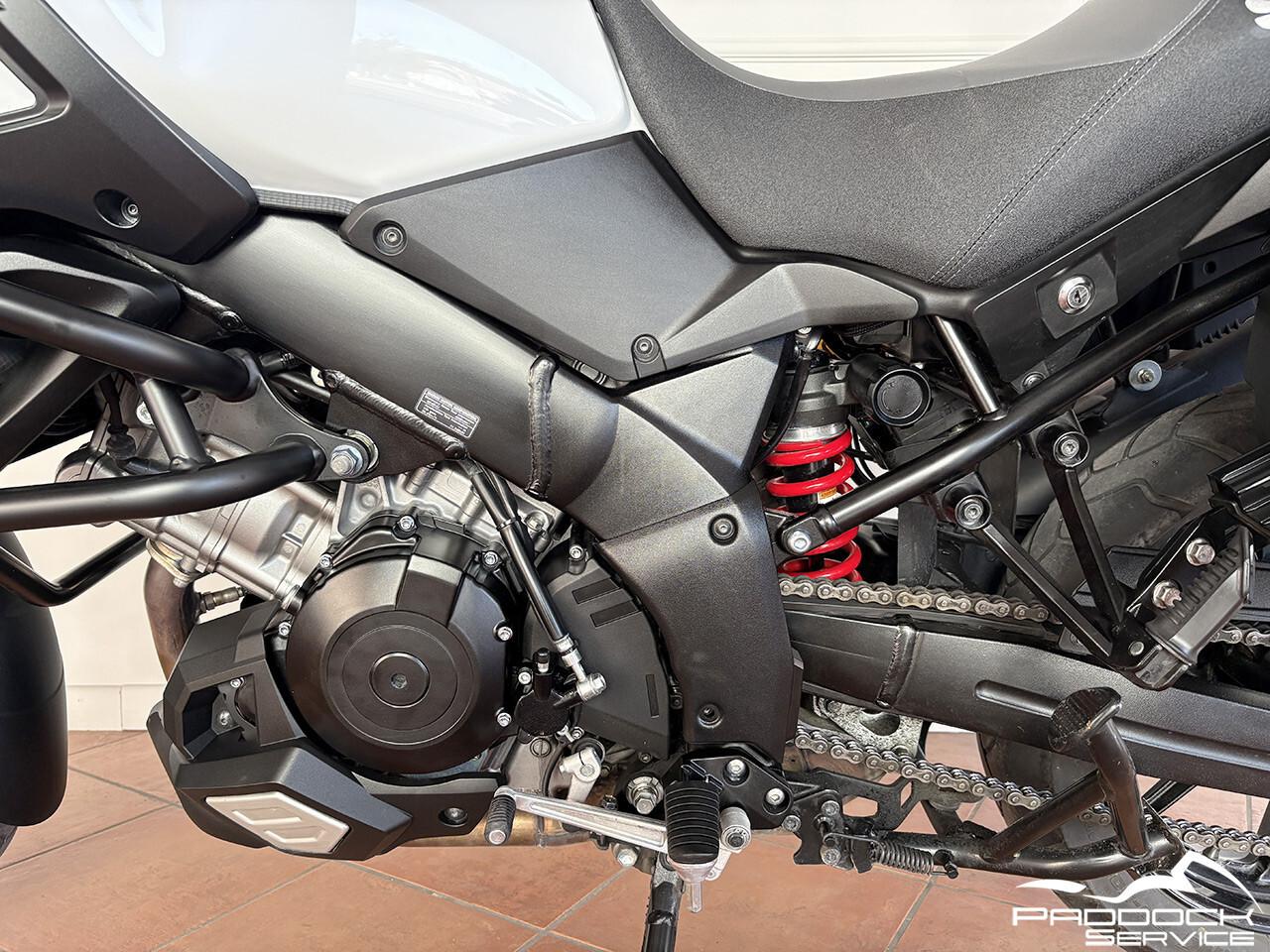 Suzuki V Strom DL 1000 solo 15.000 km ACCESSORIATA
