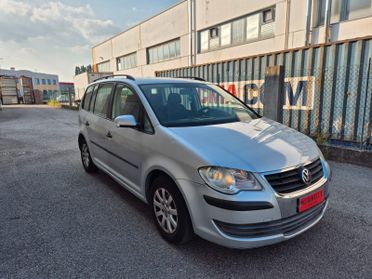 Volkswagen Touran 2.0 TDI DPF Highline