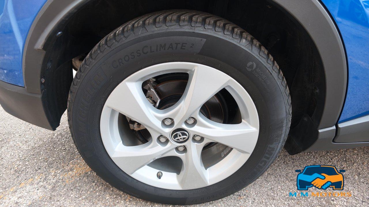 Toyota C-HR 5 Porte C-HR 1.8h Active 2wd e-cvt