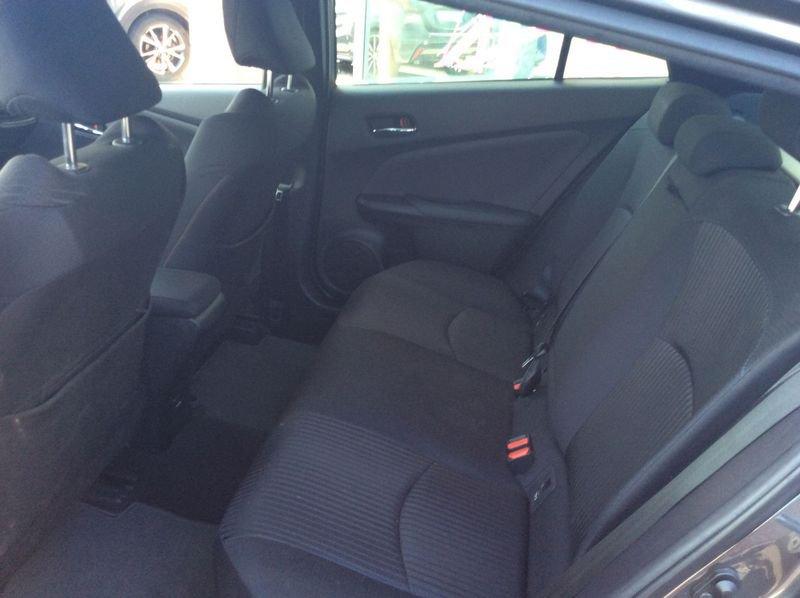 Toyota Prius 1.8 AWD Lounge