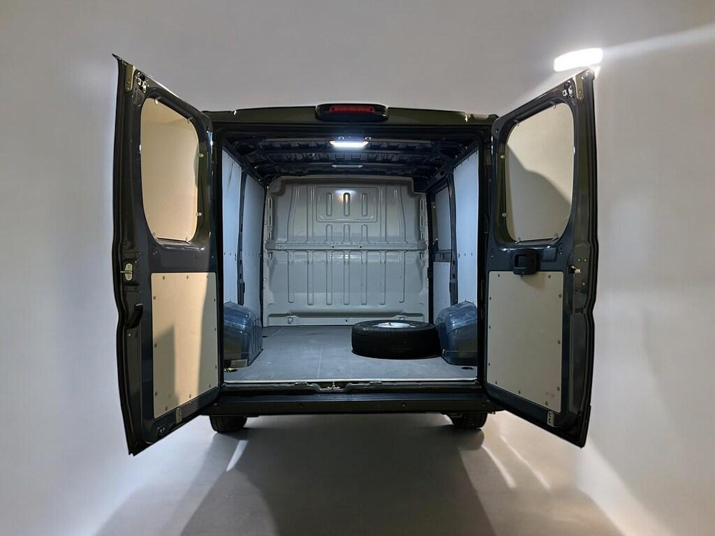 Peugeot Boxer 330 2.2 bluehdi 120cv S&S L1H1 E6d