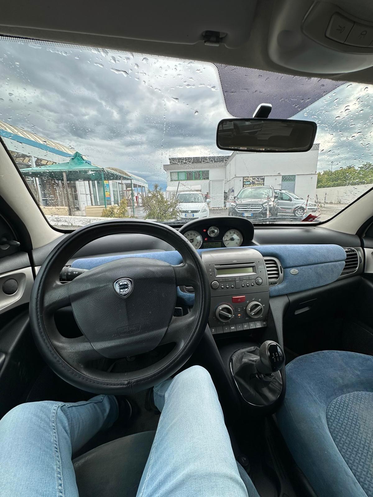 Lancia Ypsilon 1.3 Multijet 16V Argento