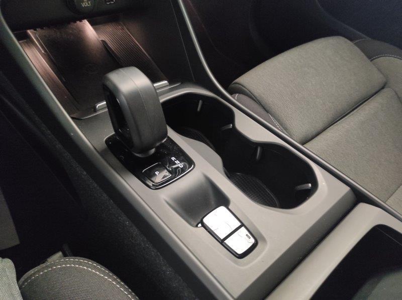 VOLVO XC40 (2017-->) - XC40 T2 Core