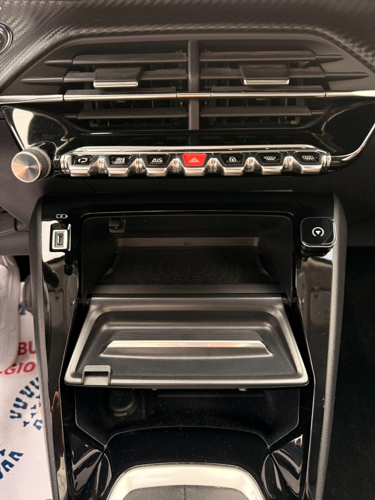 Peugeot 2008 1.2 PureTech 101CV Allure - 2021