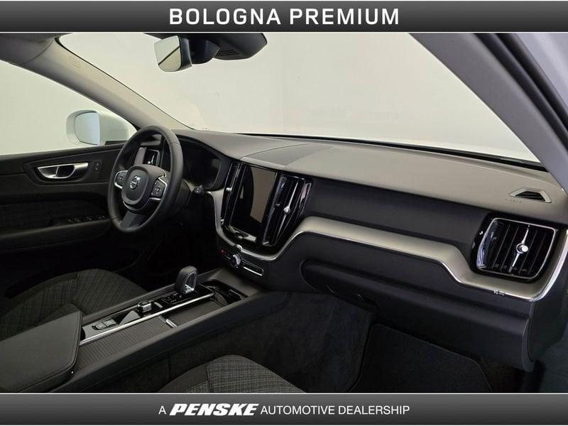 Volvo XC60 B4 (d) AWD automatico Core