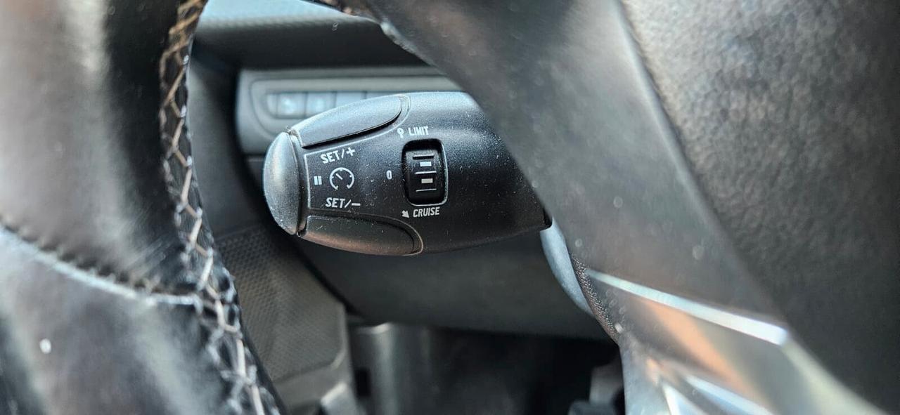Peugeot 208 1.6 BlueHDi Allure