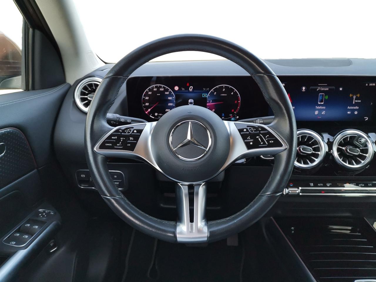 Mercedes-Benz GLA-H247 2023 - GLA 200 d Progressive Advanced Plus auto