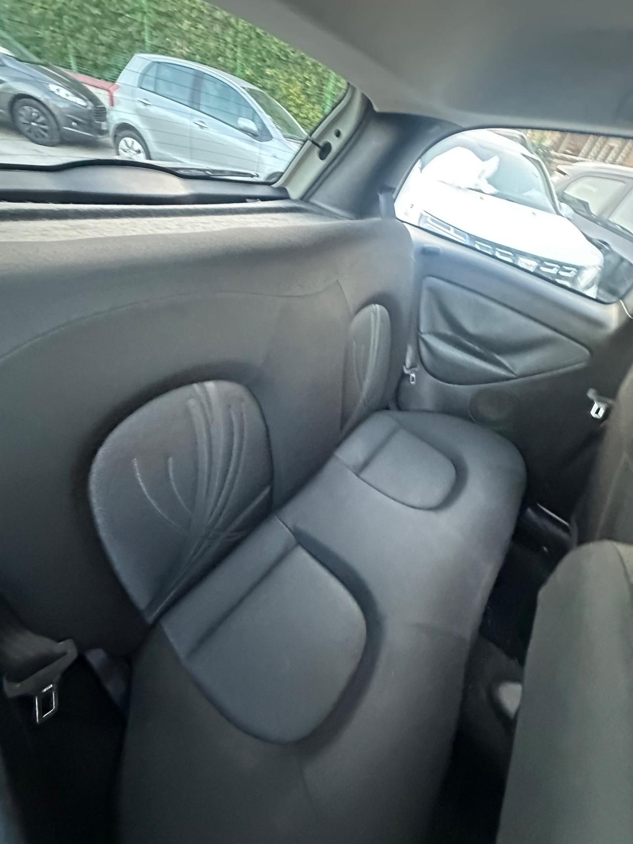 Lancia Ypsilon 1.3 MJT 75 CV Platinum