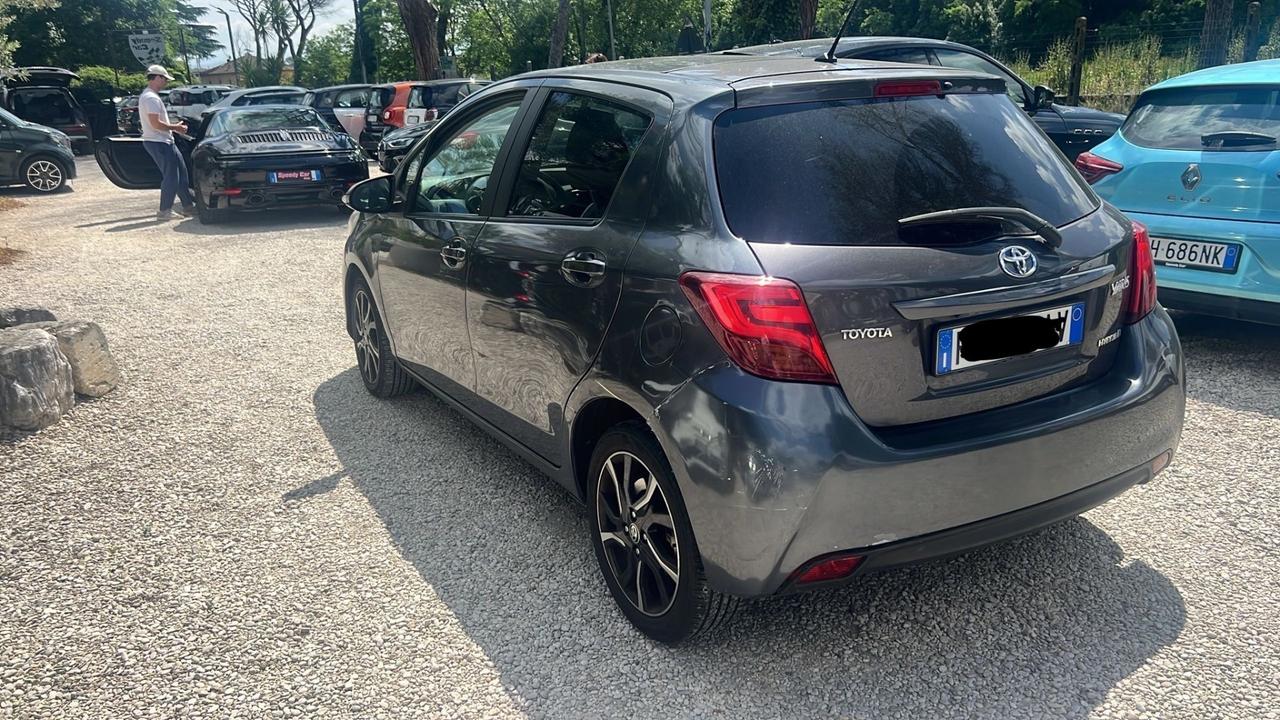 Toyota Yaris Hybrid