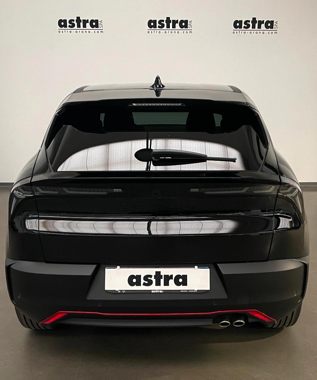 Alfa Romeo Junior 1.2 ibrida Speciale 145cv edct6