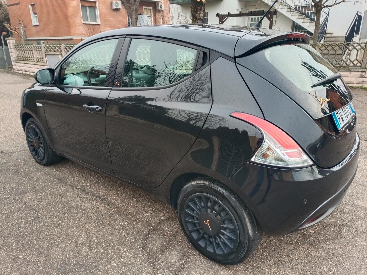 Lancia Ypsilon GPL Platinum