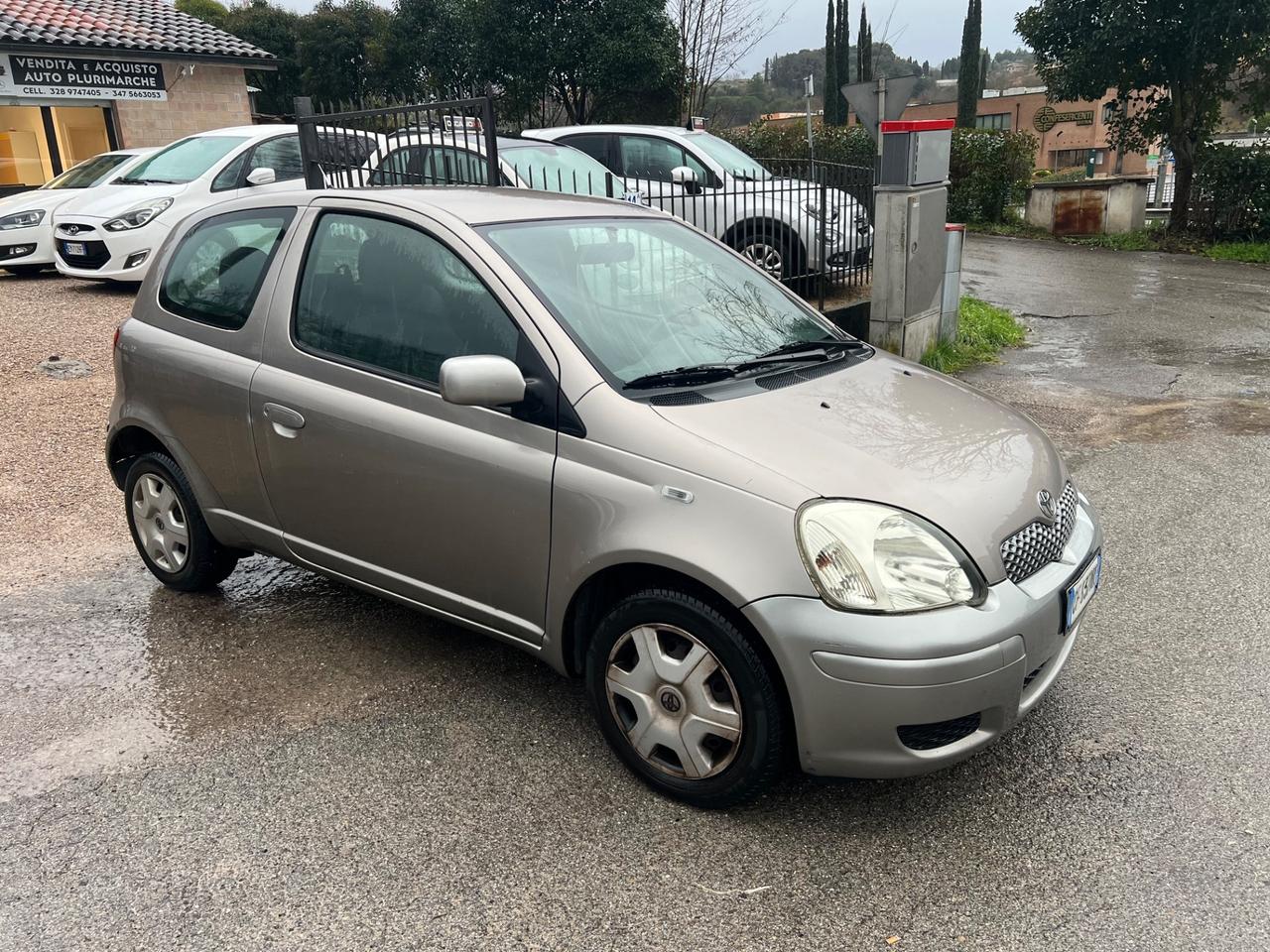 Toyota Yaris 1.0i 16V cat 3 porte