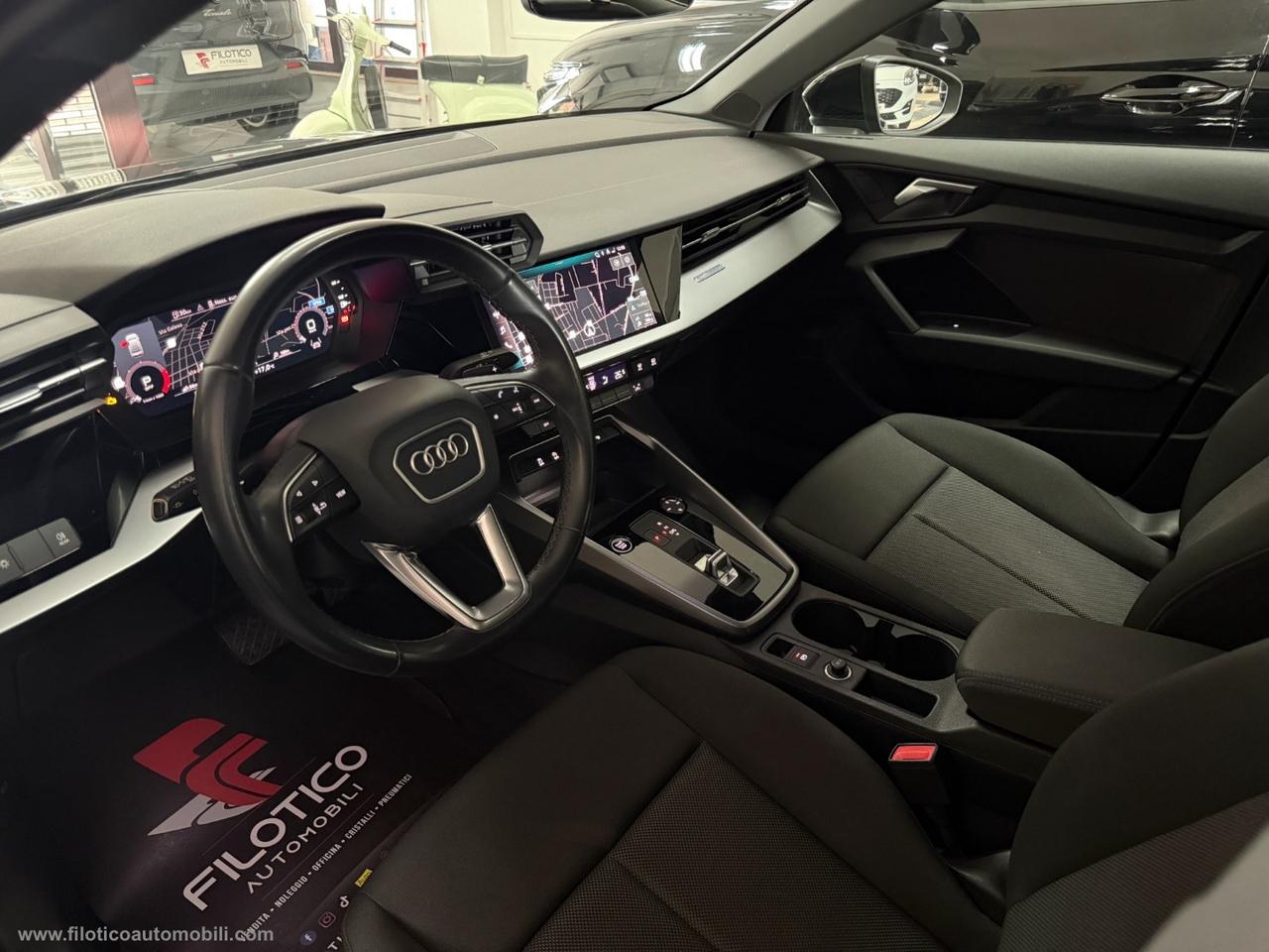 AUDI A3 Sedan 30 TDI S tronic Business COCKPIT - NAVI - RUOTINO