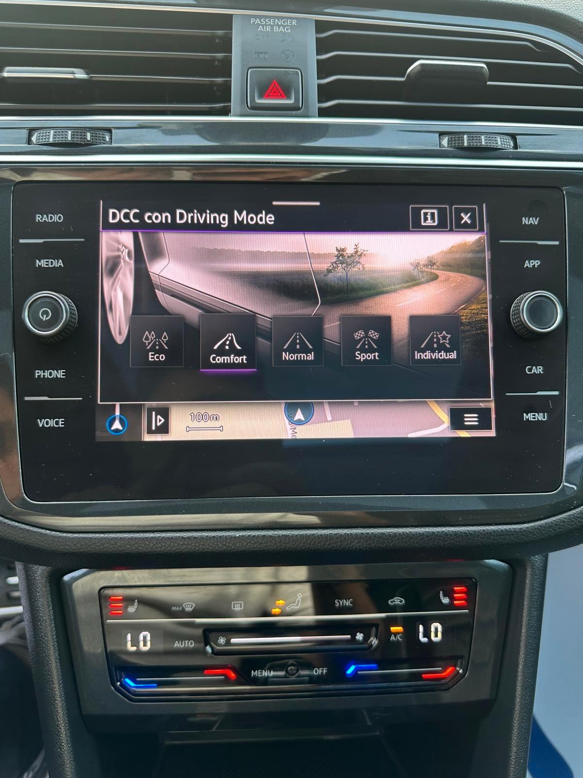 Volkswagen Tiguan 2.0 TDI 200 CV SCR DSG 4MOTION R-Line TETTO APRIBILE SEDILI IN PELLE TOTALE