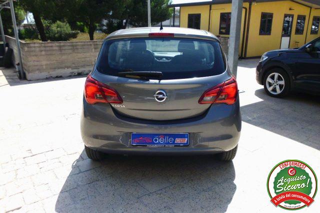 OPEL Corsa 1.2 5 porte Cosmo
