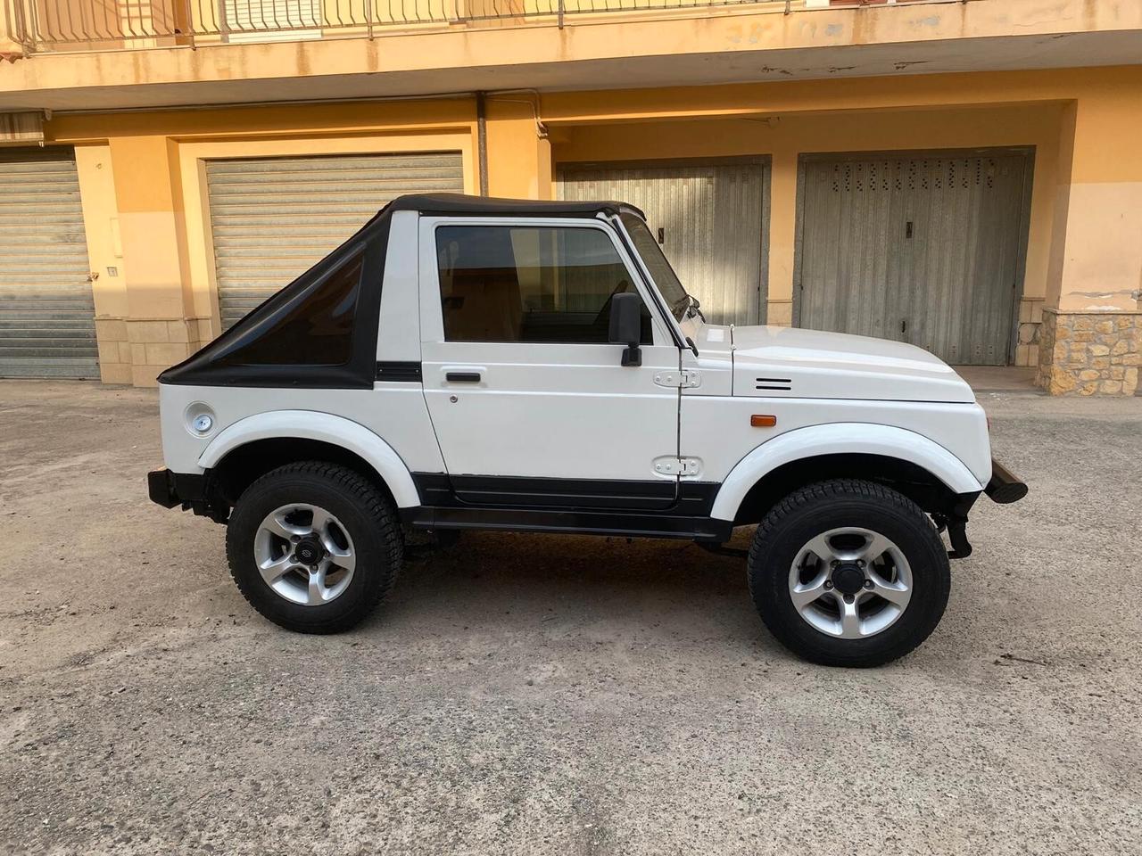 Suzuki Samurai 1.9 TD Cabriolet De Luxe
