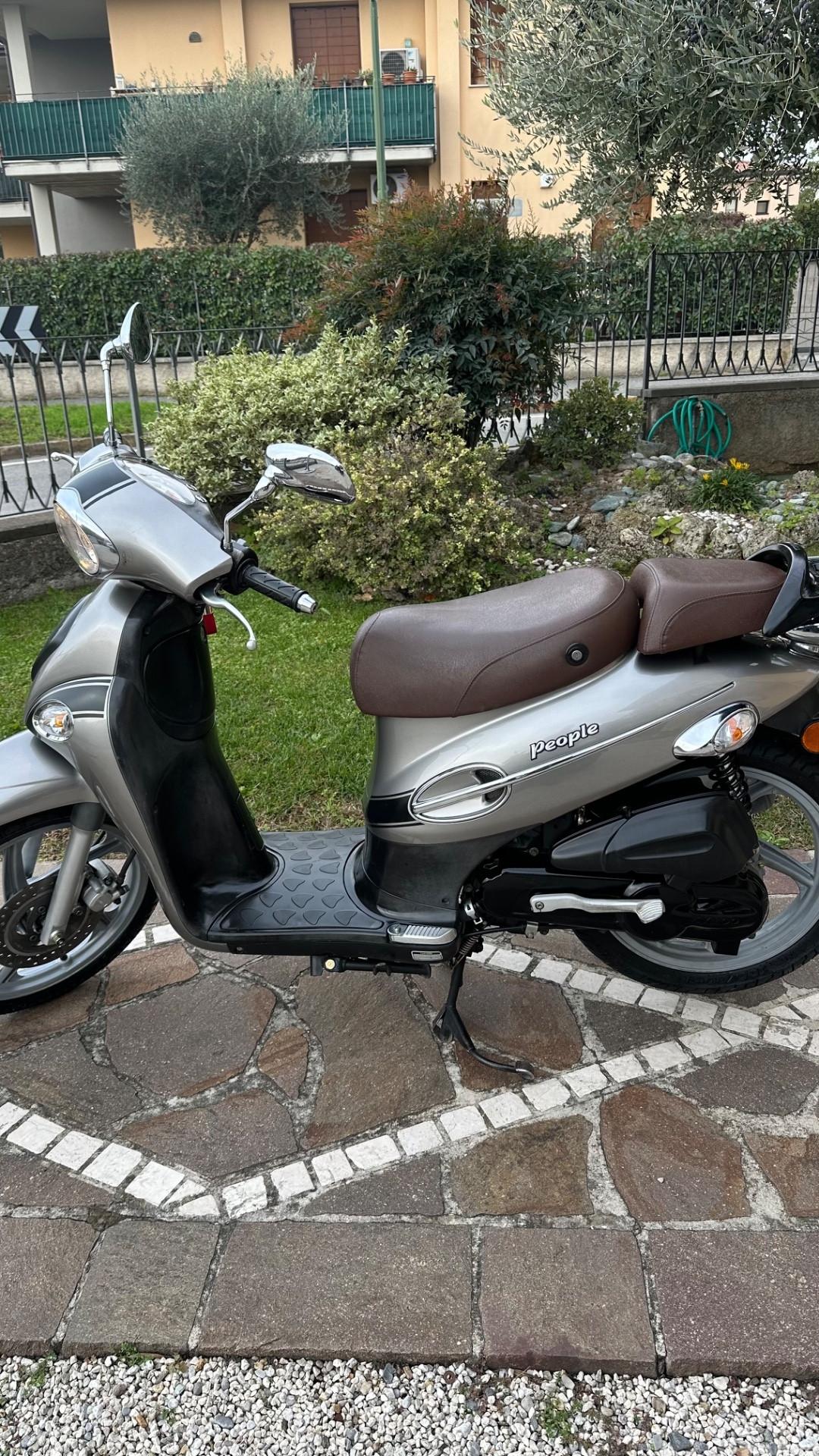 Kymco People 50 2 tempi