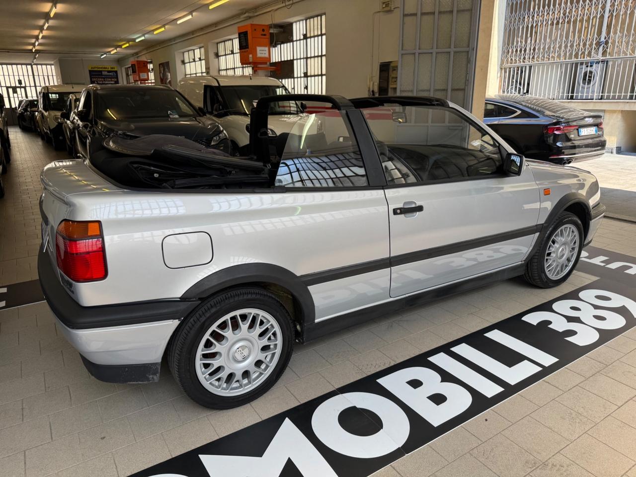 Volkswagen Golf Cabriolet 1.8 cat (75 CV) Basic
