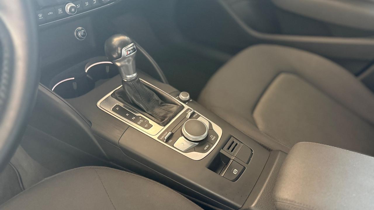 Audi A3 SPB 1.6 TDI S tronic Sport