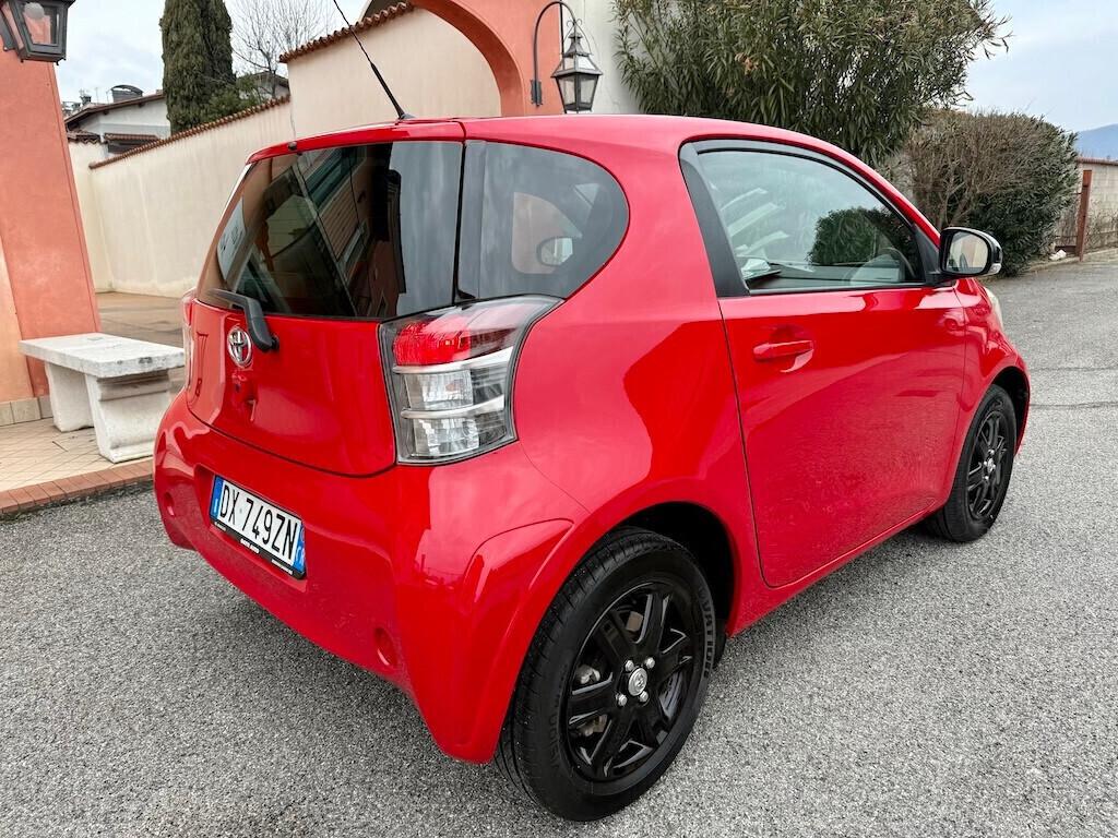 Toyota iQ 1.0 Sol