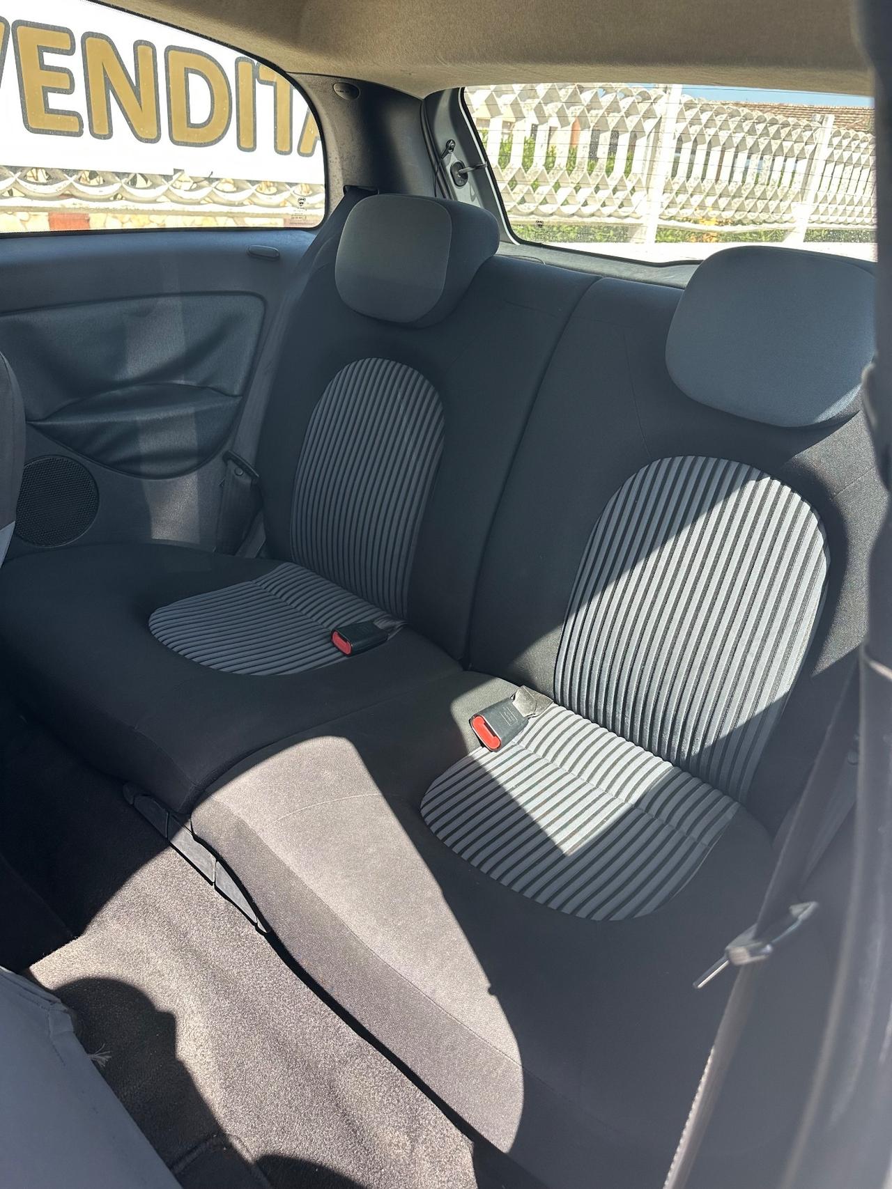 Lancia Ypsilon 1.3 MJT 75 CV Platino NEOPATENTATI PRONTA CONSEGNA
