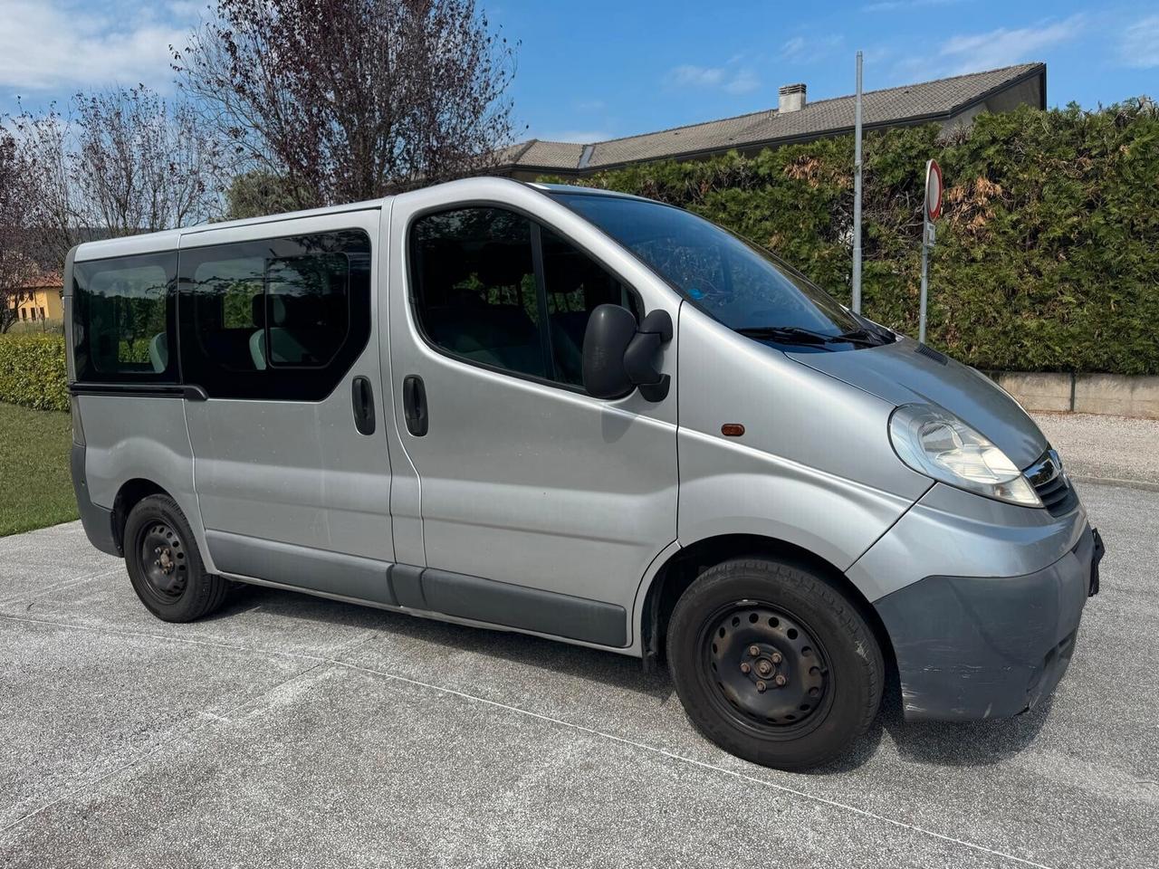 Opel Vivaro 27 2.0 CDTI 120CV PC-TN Combi 9 posti
