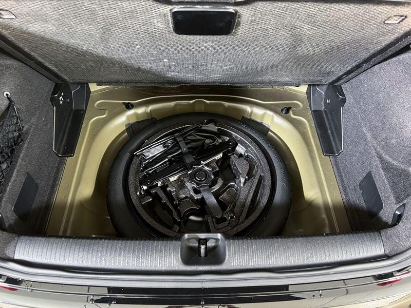 Audi Q2 30 TDI S tronic Business Advanced