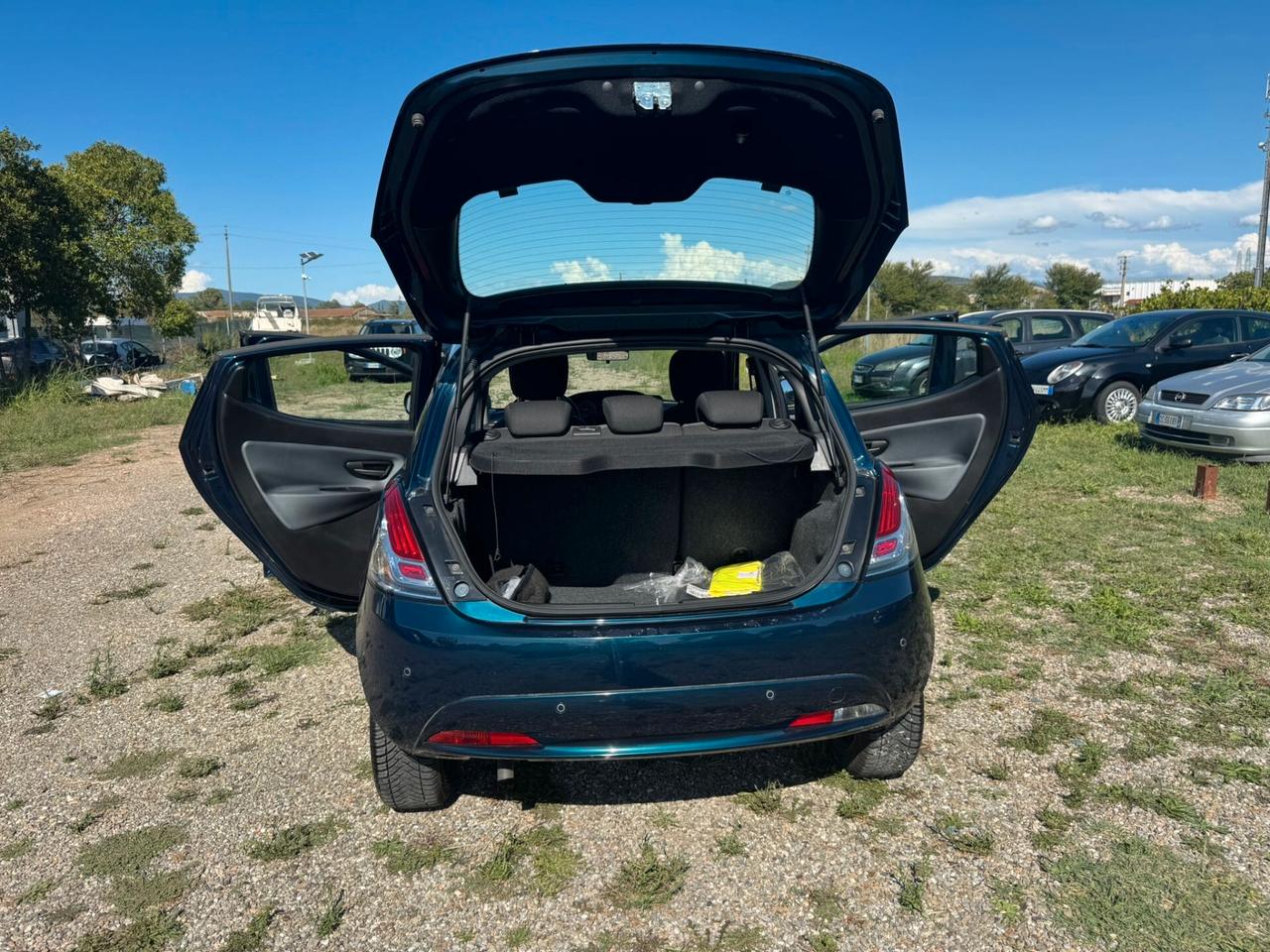 Lancia Ypsilon 1.2 5 porte GPL del 16 SOLO 129.000 KM
