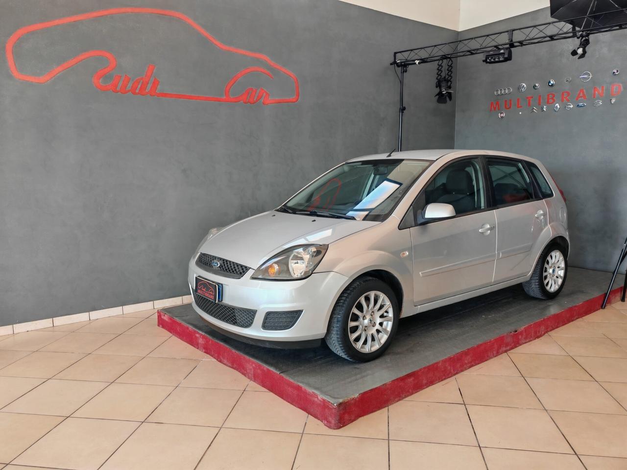 Ford Fiesta 1.4 TDCi 5p. Ghia