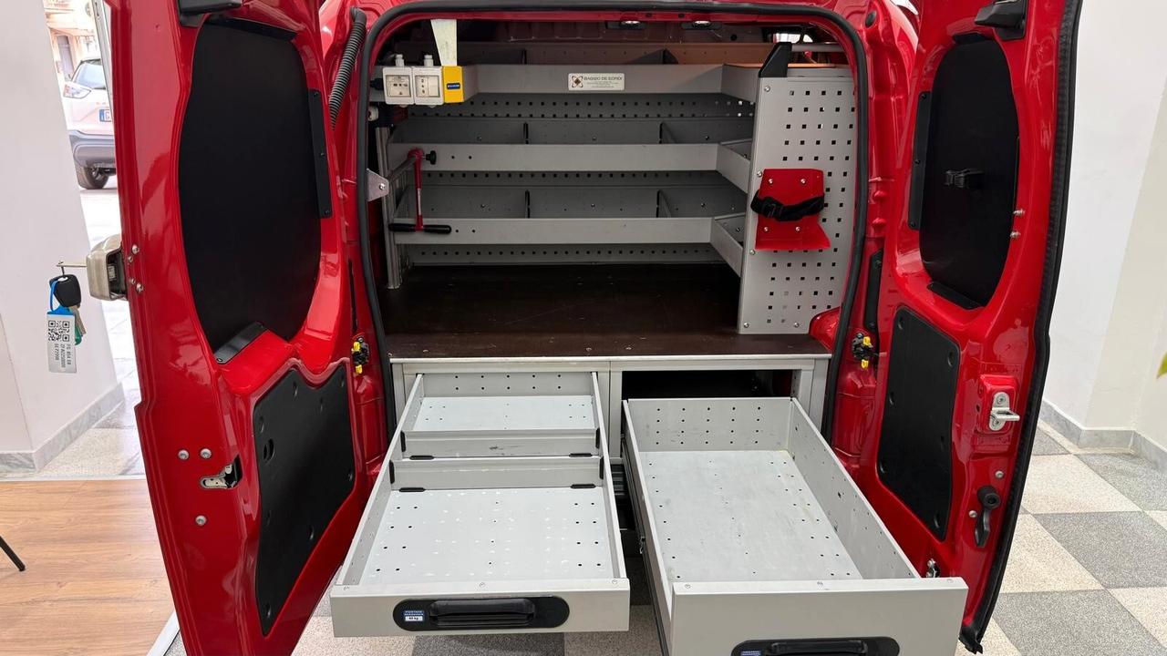 Fiat Fiorino 1.3 MJT 95CV Cargo Adventure