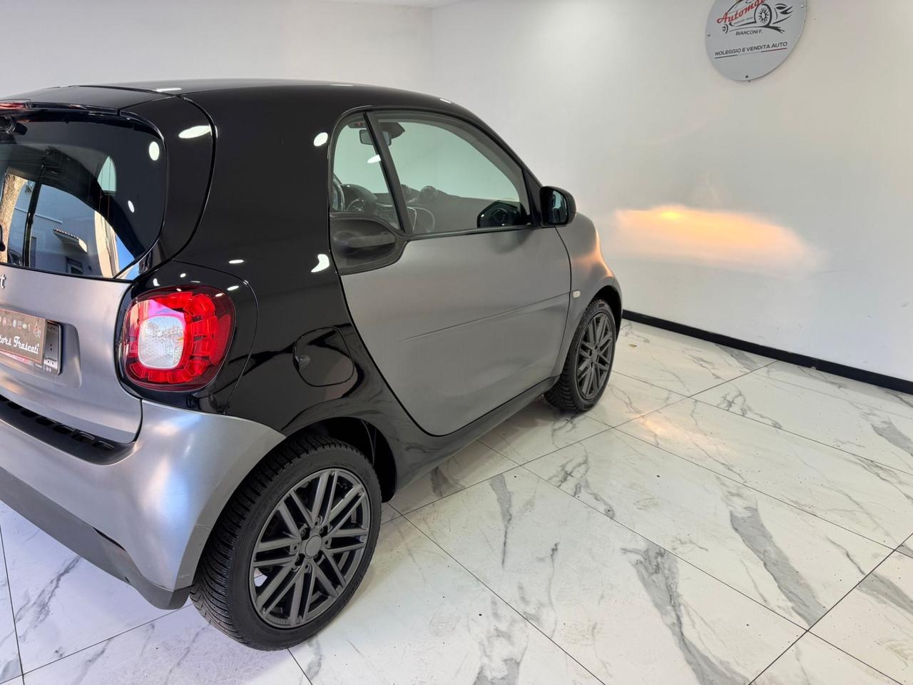Smart ForTwo 70 1.0 twinamic Passion-LED-GARANTITA-2017