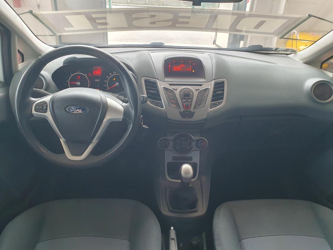 Ford Fiesta 1.4 TDCi 70cvNeopatent manuale 2011