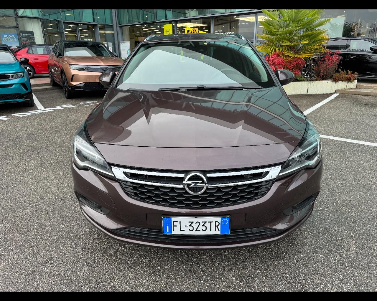 OPEL Astra 5ª serie - Astra 1.6 CDTi 136CV aut. Sports Tourer Inn