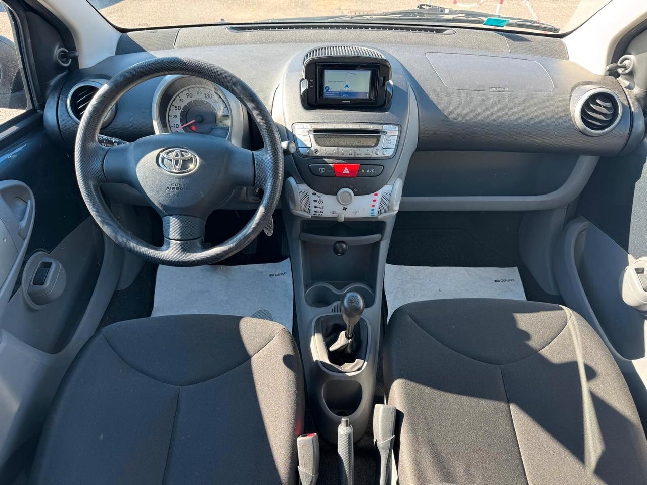 Toyota Aygo 1.0 VVT-I 5P NAVI BLUETOOTH 2011