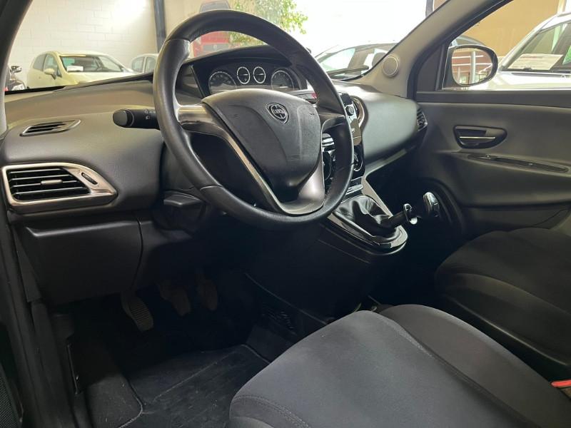 LANCIA Ypsilon 1.2 69 CV 5 porte Gold
