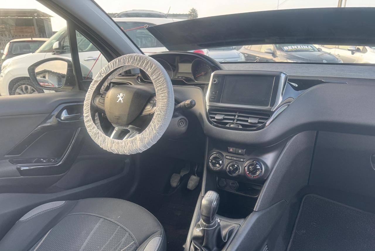 Peugeot 208 PureTech 82 3 porte Allure