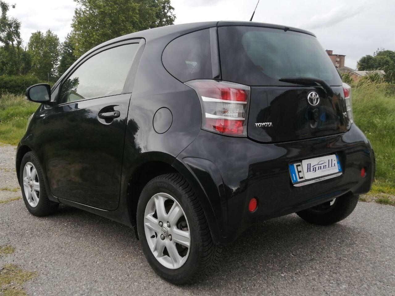 Toyota iQ 1.0 Automatica Idonea Neopatentati