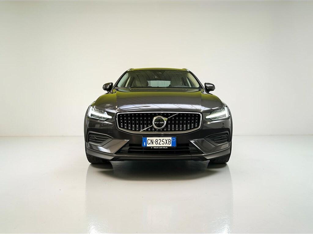 Volvo V60 2.0 B4 Core AWD automatico