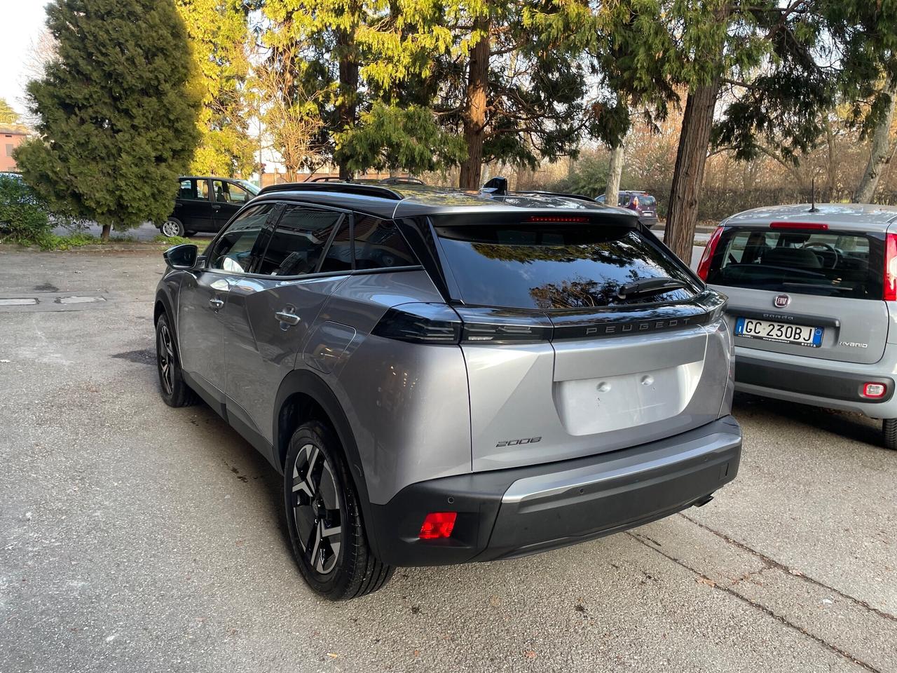 Peugeot 2008 PureTech 100 S&S Allure