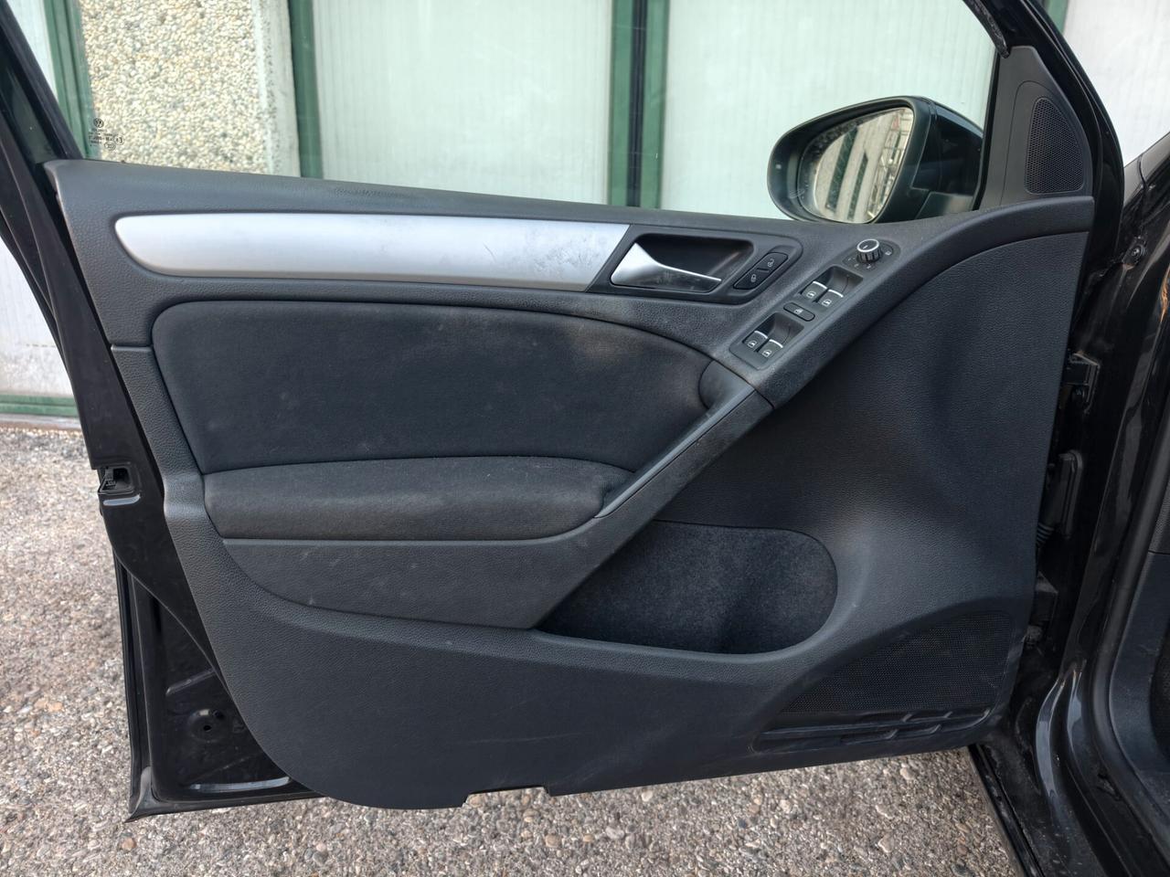 Volkswagen Golf 1.4 EURO 5 BENZINA AUTOMATICO 2010 UNIPRO