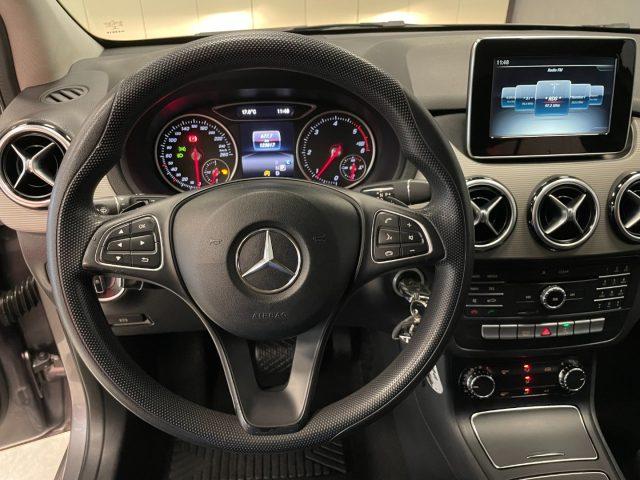 MERCEDES-BENZ B 180 d Automatic Business