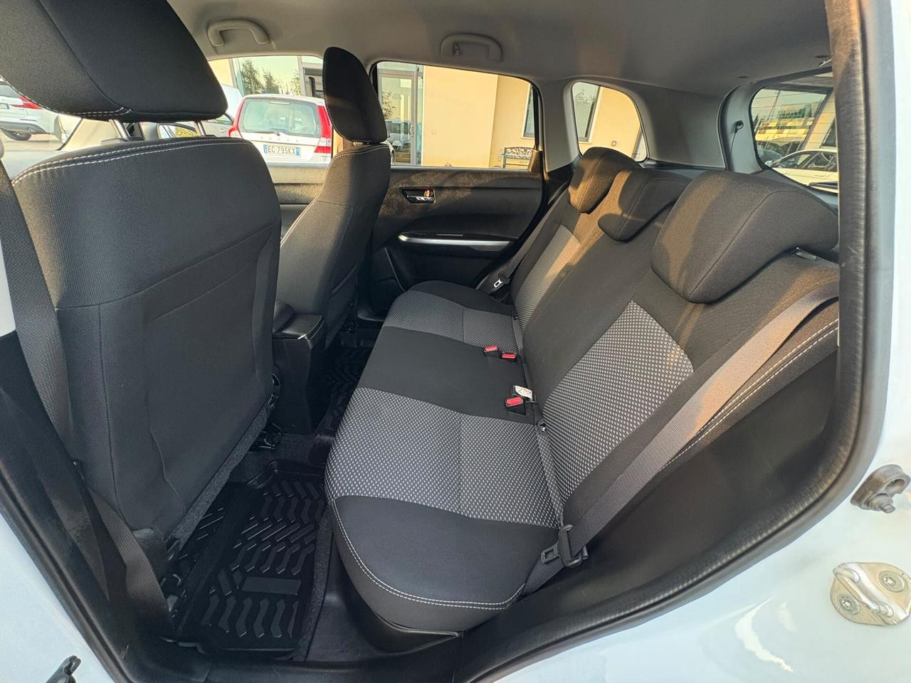 SUZUKI VITARA 1.0 BENZ. 112 CV SI A NEOPATENTATI