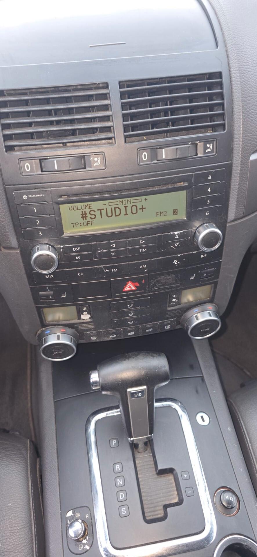 Volkswagen Touareg 3.0 V6 TDI DPF tiptronic 4x4