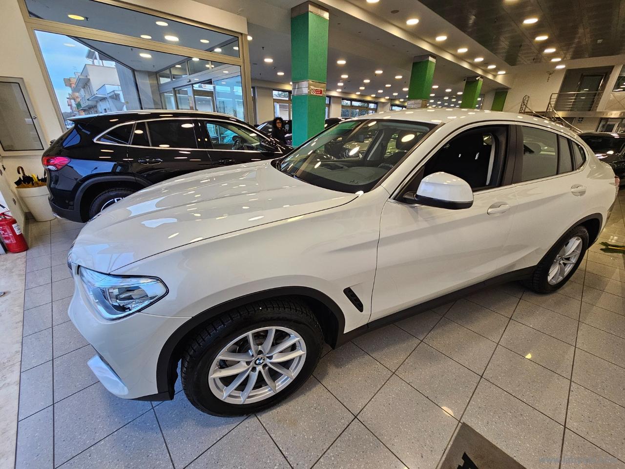 BMW X4 xDrive20d Business Advantage